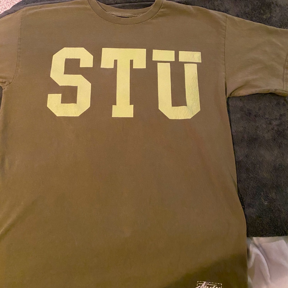 Stussy t-shirt